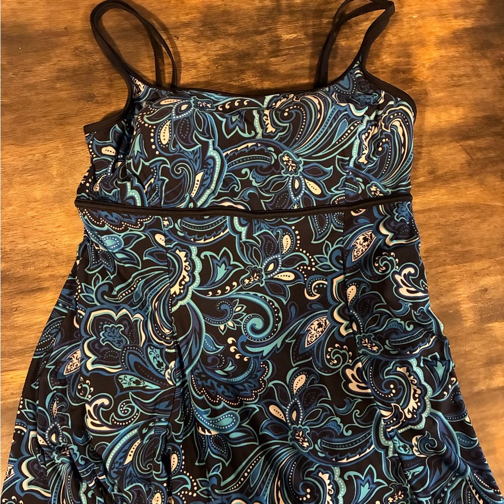 Robby Len Blue and Black Paisley Dress
